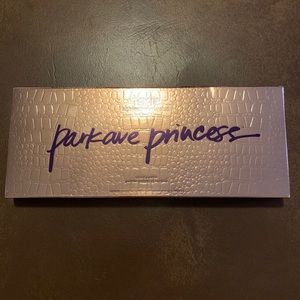 Tarte Contour Palette